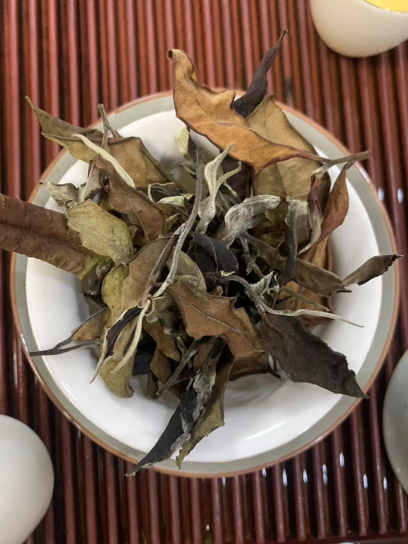 秋白露 梅子箐古树白茶100克谷花高原上的冰甜美人独有青梅香韵