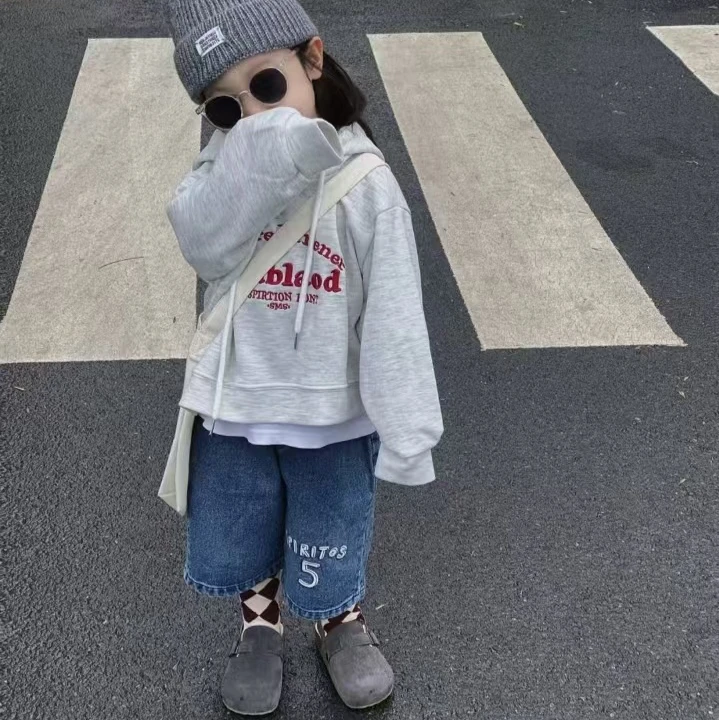 儿童休闲宽松裤子