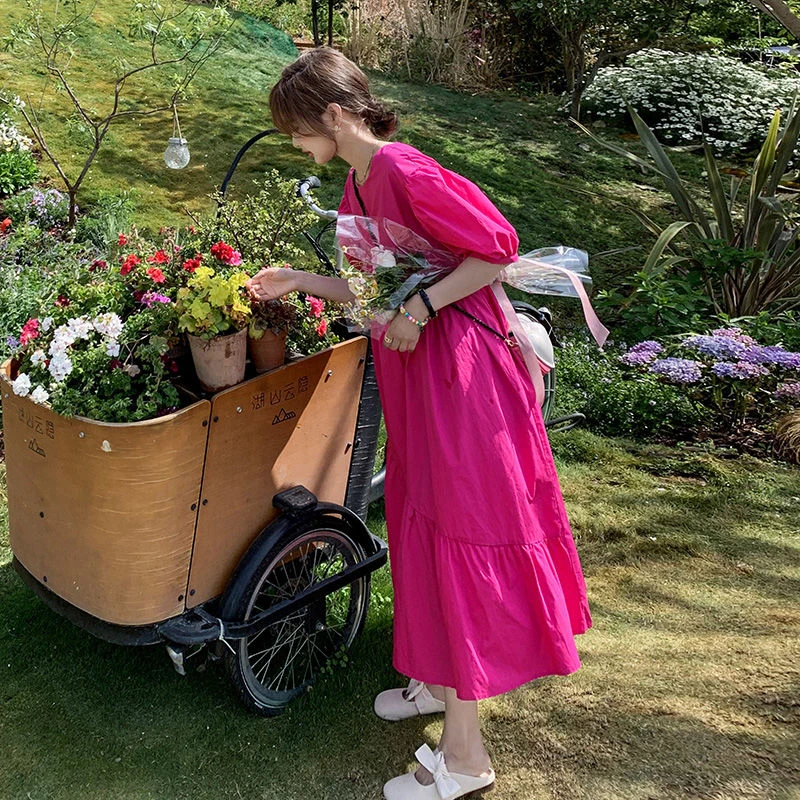 火龙果色泡泡袖连衣裙女夏2024新款法式初恋茶歇甜美别致惊艳长裙