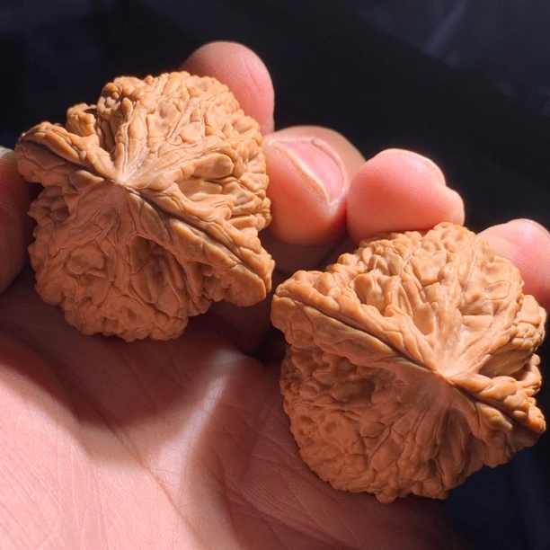 福袋 虎头王核桃一对