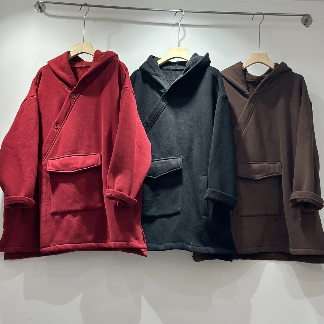 2024年冬季新款冬季加绒加厚斜扣不规则舒适洋气保暖上衣女