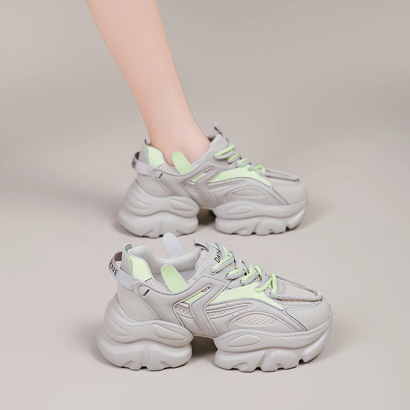 达芙妮2025春季新款真皮休闲鞋时尚百搭厚底老爹鞋