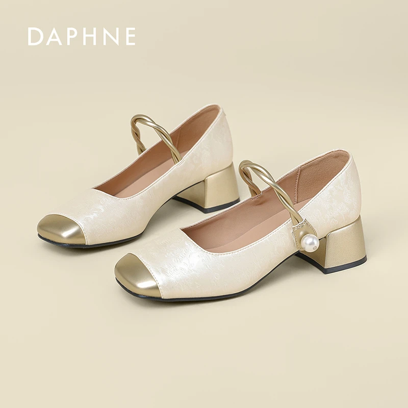 达芙妮2025秋季新款简约复古优雅法式玛丽珍鞋粗跟女单鞋
