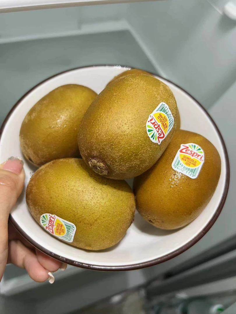 高端佳沛金果大果4颗