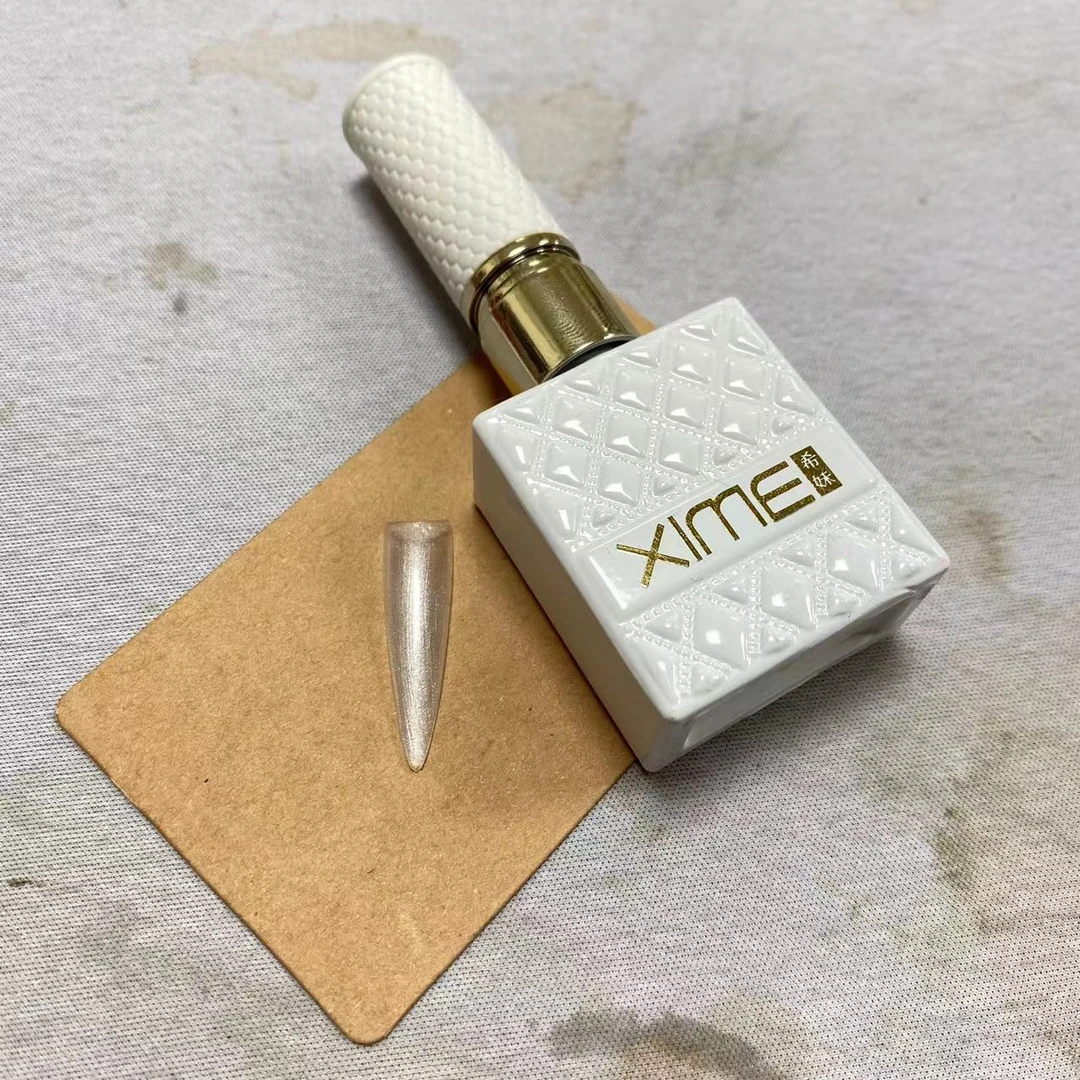 希妹麦麦推荐美甲婚纱白