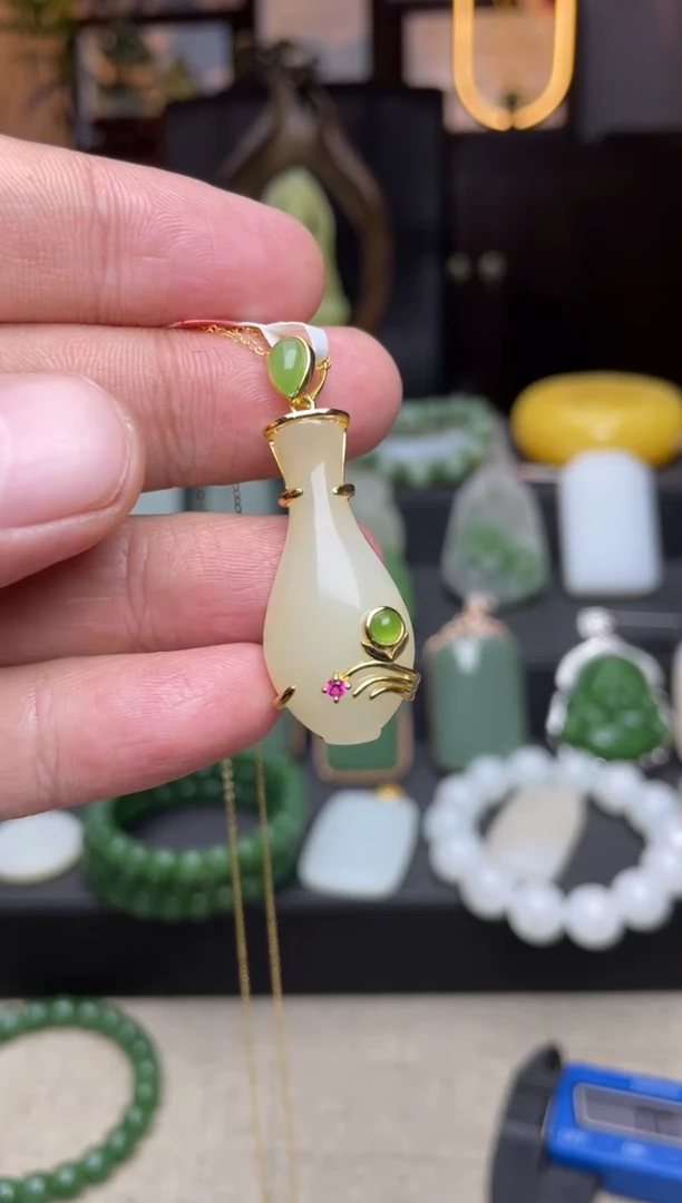 【闪购商品】和田玉颈饰银S925镶嵌吊坠s016