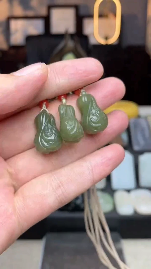 【闪购商品】和田玉颈饰未镶嵌吊坠f022多样性发其一