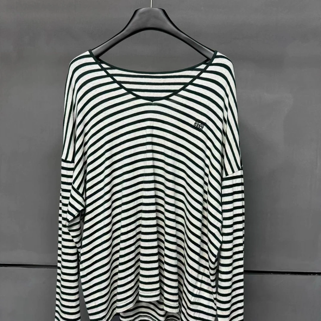 【ZHIXIAO】秋冬新款：极简绿条纹长袖上衣013