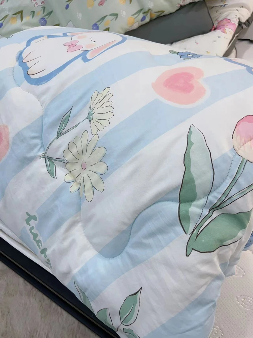 200*230cm冬被（乖乖兔）6斤左右