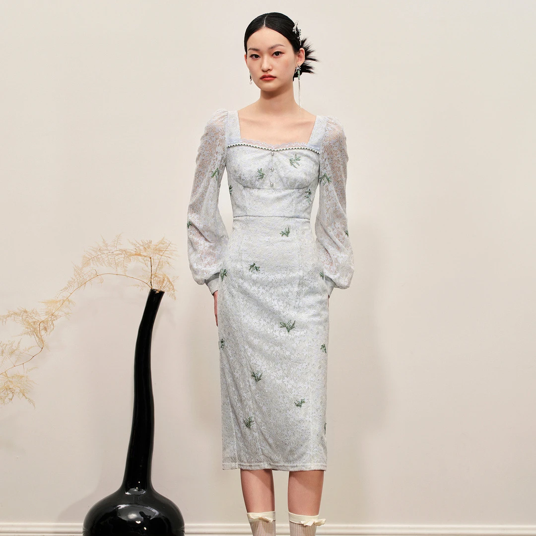 【若谷大大】MAXRIENY提花连衣裙薄荷曼波风穿搭