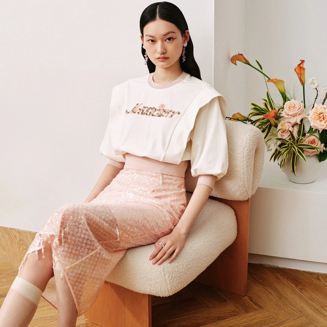 【陈大可专属】MAXRIENY简约镶钻设计感拼接截短坎肩卫衣女