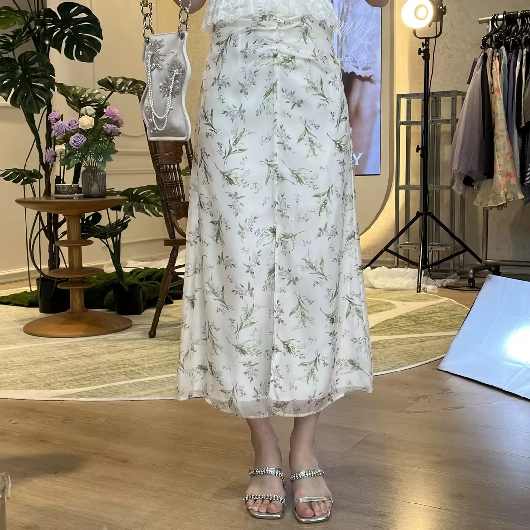 【老板娘夏天】MAXRIENY铃兰花半裙裙子碎花气质夏季复古法式印花