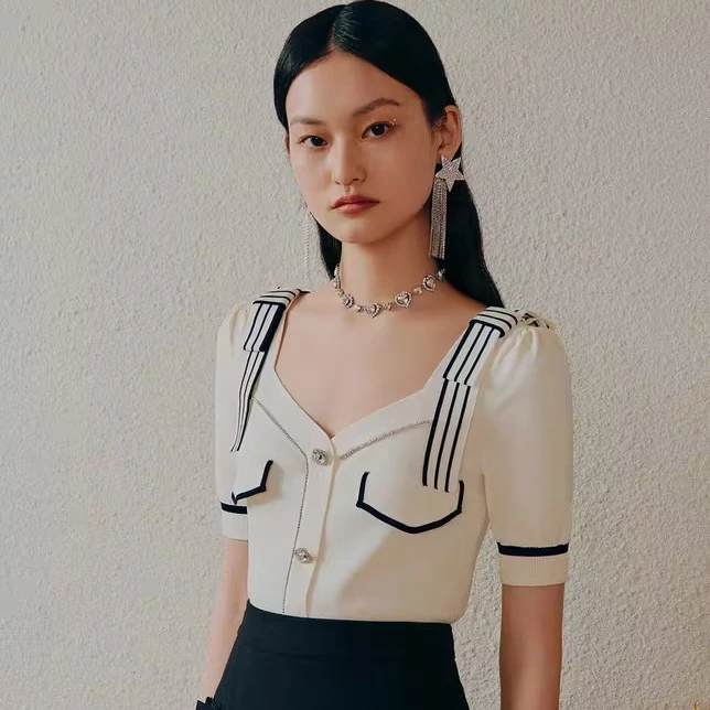 【老板娘夏天】MAXRIENY千金海军风女复古甜美收腰针织衫显瘦白气质