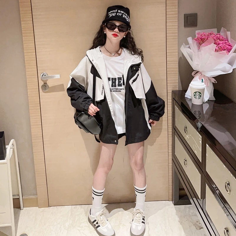 女童外套春秋新款洋气春装儿童秋装连帽上衣中大童夹棉加厚冲锋衣