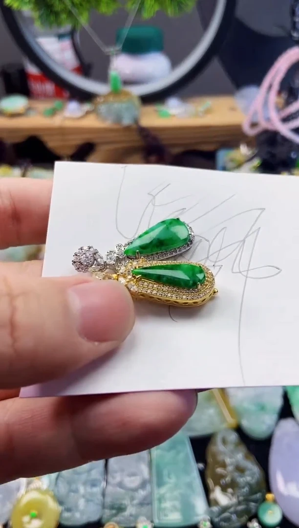 【闪购商品】翡翠颈饰未镶嵌1