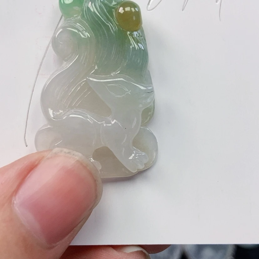 【闪购商品】翡翠颈饰未镶嵌张*