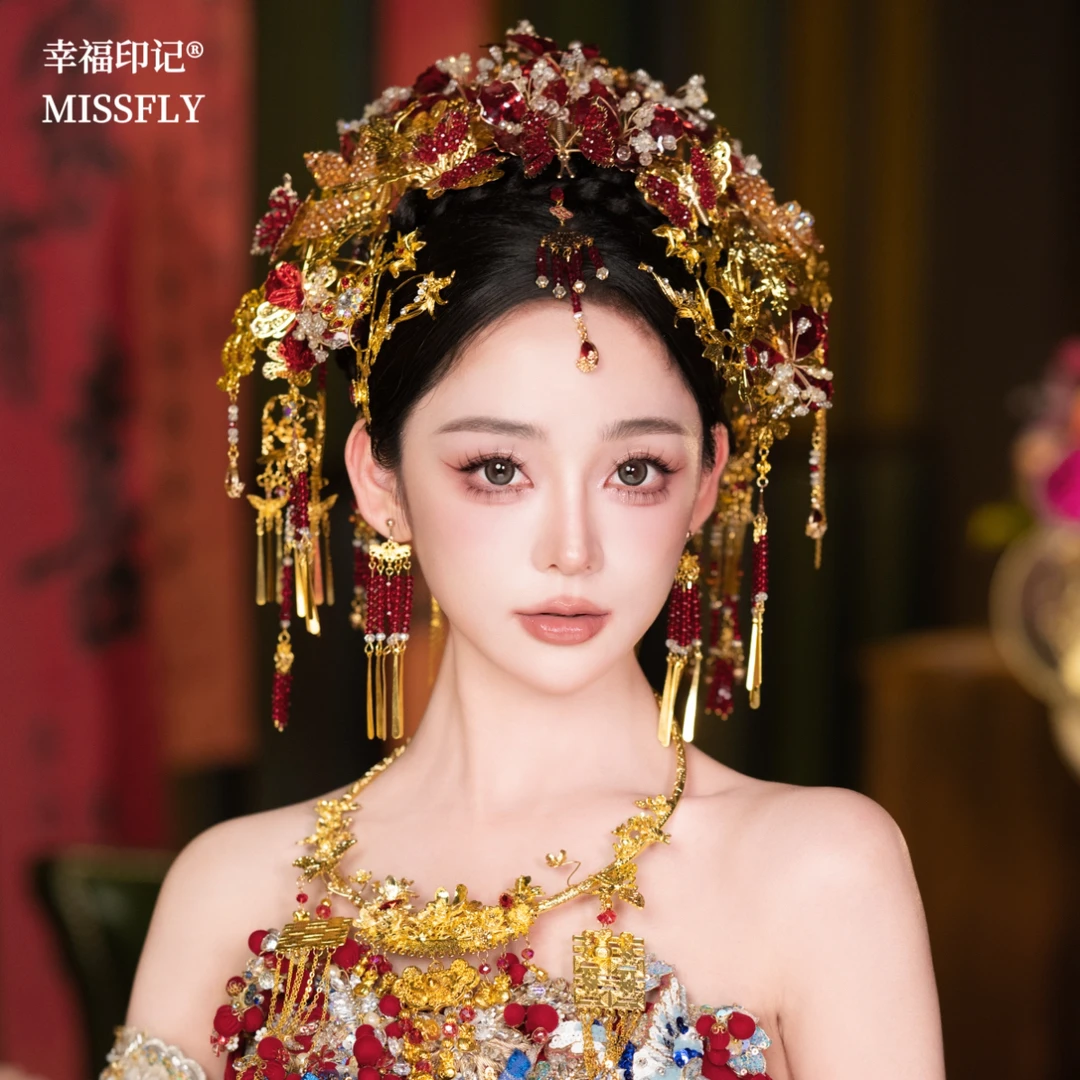 手工穿珠红色水晶蝴蝶眉心坠凤冠后区长流苏新娘秀禾头饰发冠减龄