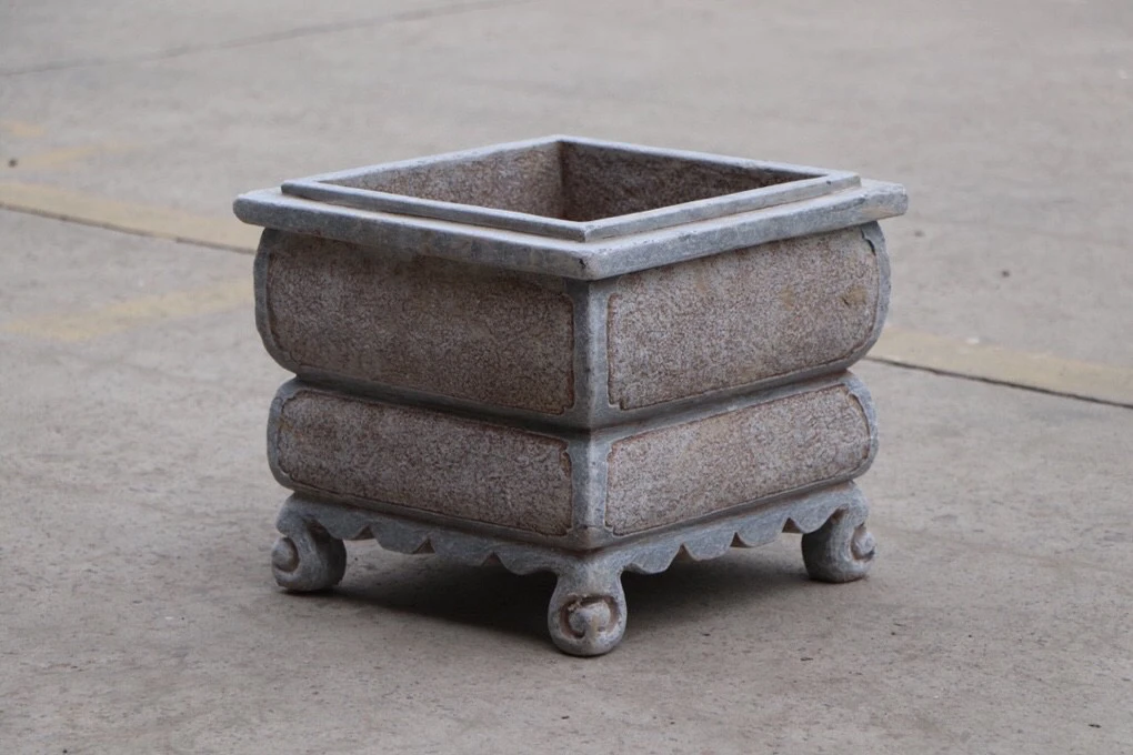 【天然青石手工雕刻石盆】方正34厘米，高30厘米！