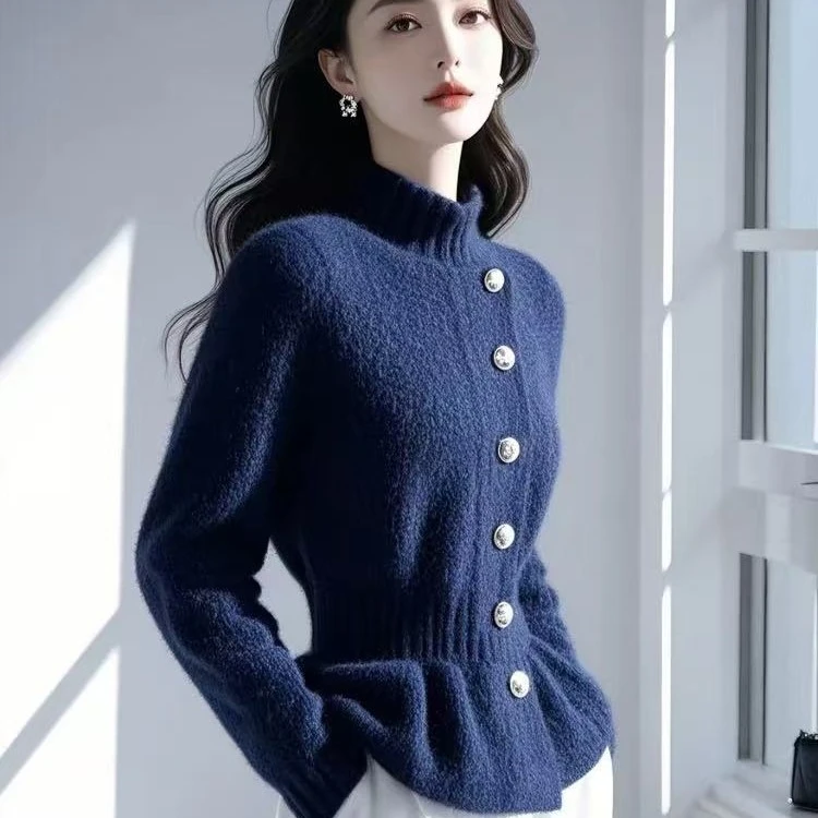 高级感超好看蓝色半高领毛衣女冬季新款收腰慵懒小香风针织上衣女