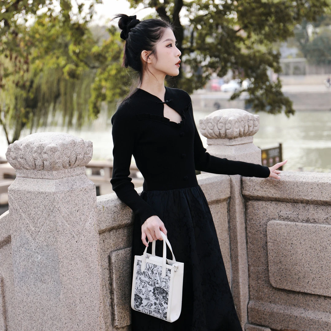 【西町村屋】W冬季新品新中式针织拼接连衣裙GD7502004