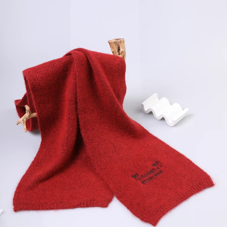 西町村屋韩系氛围感刺绣围巾新款气质复古保暖百搭围脖XH9D40069