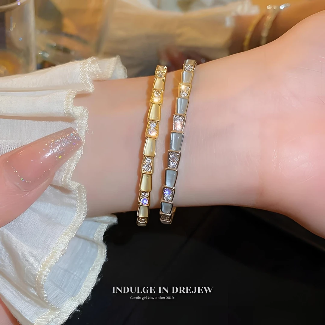 铜合金手镯 时尚轻奢高级感蛇骨手镯气质大牌设计手环欧美冷淡风