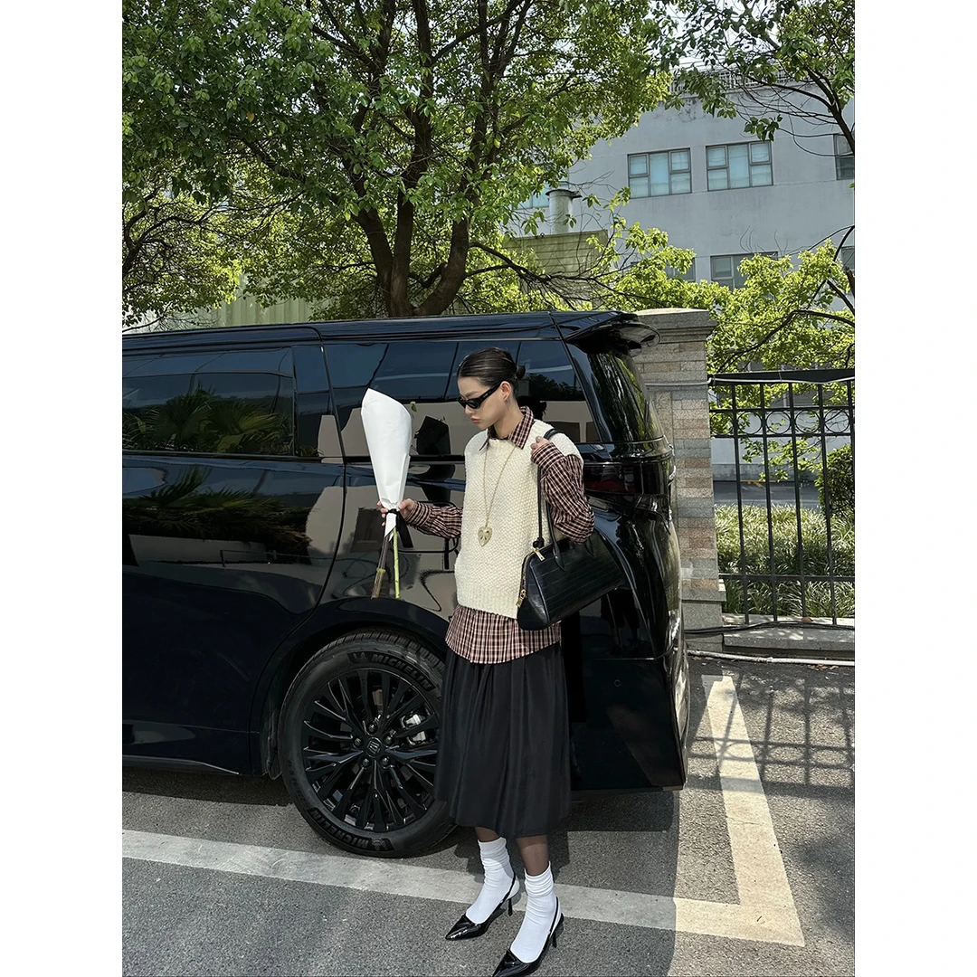 SOLSOL买手店 MANZANILLA品牌 24秋冬新款  褶皱半身裙MQ24010003