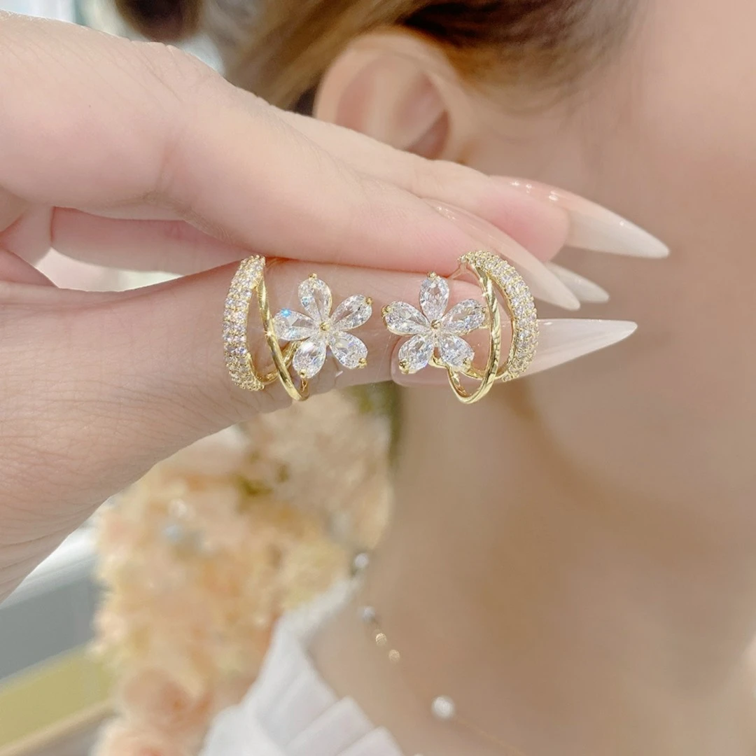 铜合金耳饰  一克拉恋人五瓣花耳环3050-1新品精致大方百搭气质