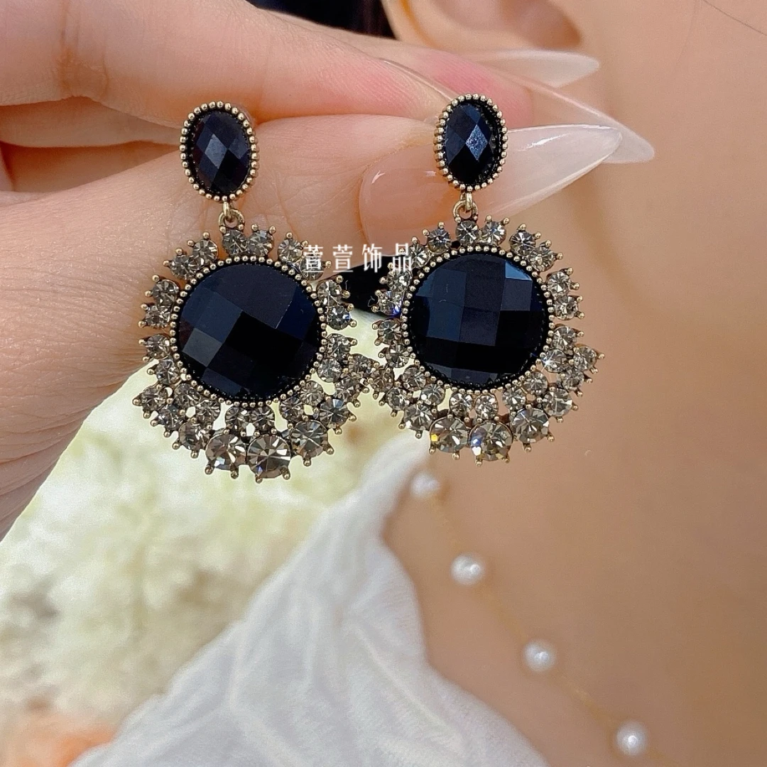 铜合金耳饰 轻奢气质时尚百搭爆款黑色长款高级感精致耳环0174