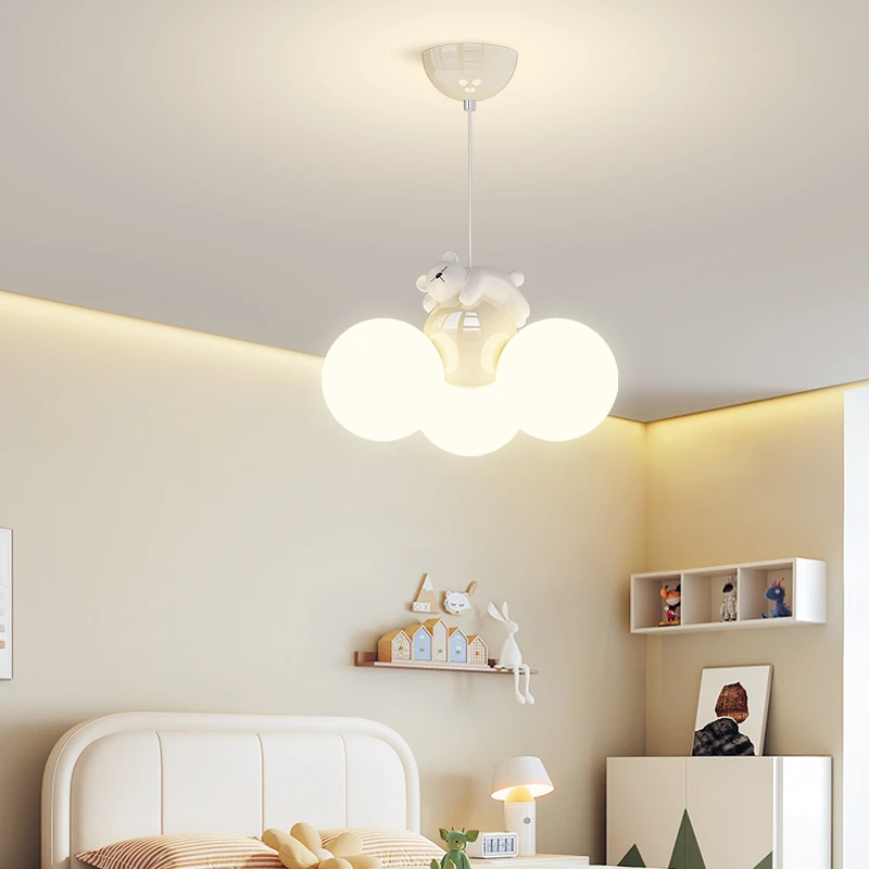 创意卡通儿童房卧室吊灯个性小熊女孩房间简约温馨餐桌灯中山灯具