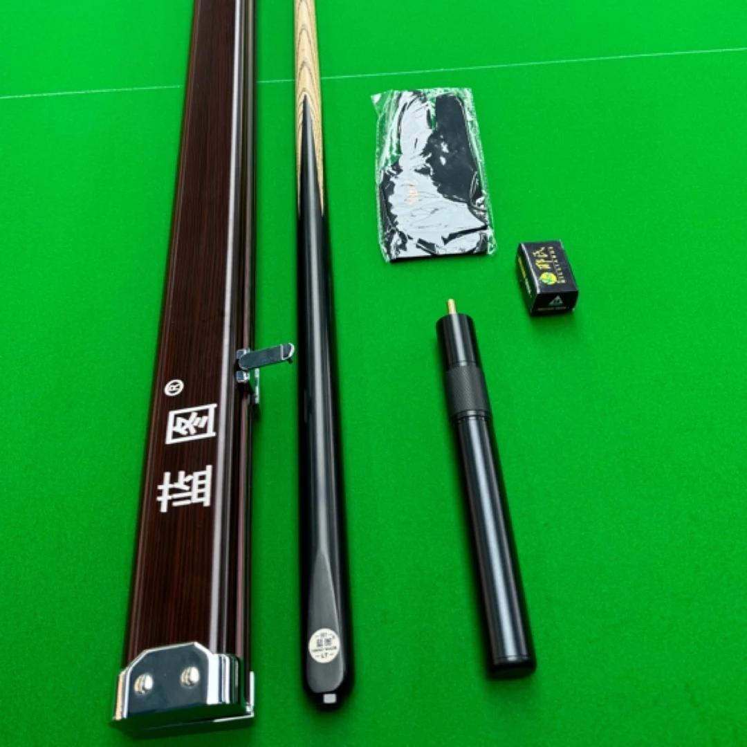 蓝图01中式八球打感一如既往的硬朗，所见即所得，全套装备