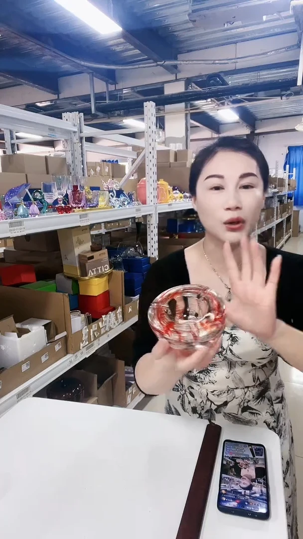 【闪购商品】琉璃烛台-绕丝-红色
