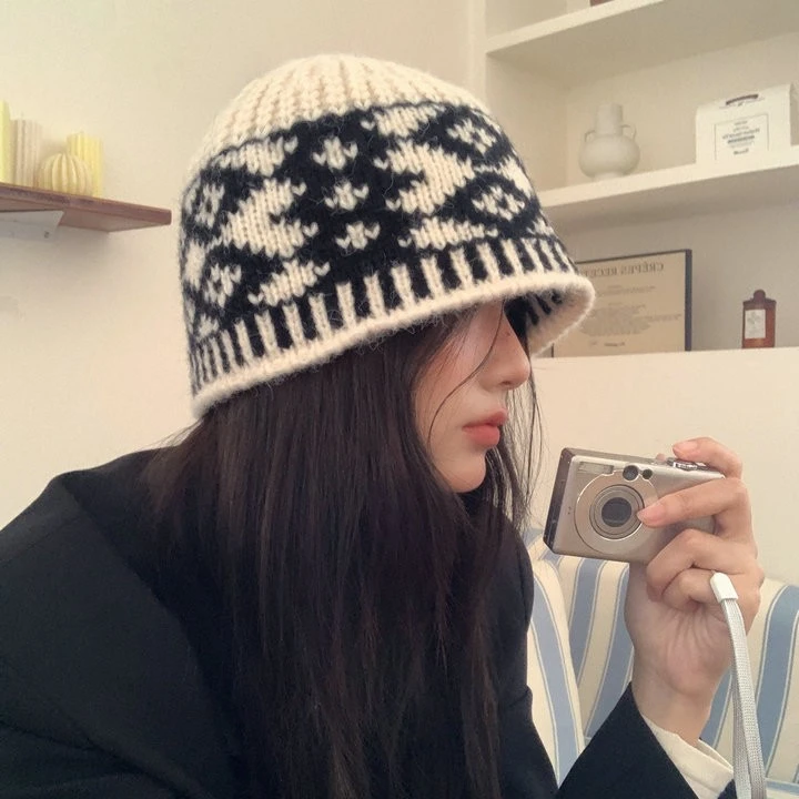 韩系新款复古毛线帽秋冬季设计师款菱形图案拼色保暖针织帽冷帽