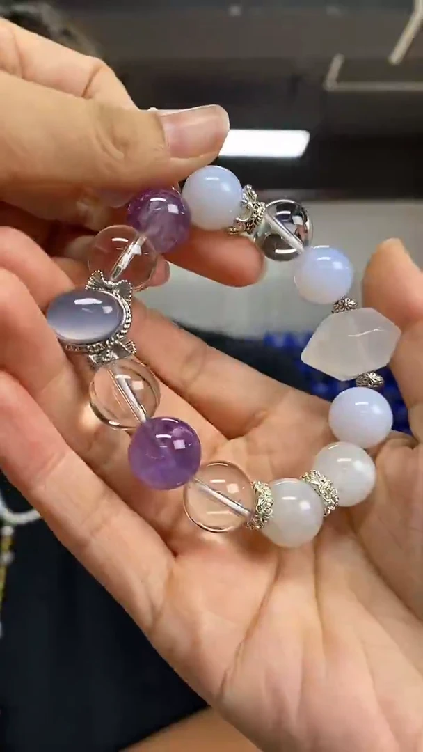 【闪购商品】水晶手串未镶嵌多样性发其一