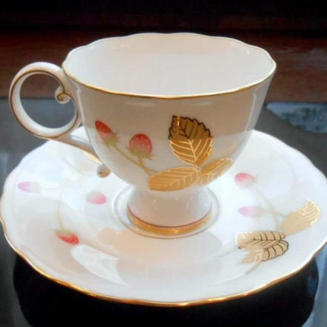 CIHUI日式家用高级感精致简约复古金彩莓手绘英式咖啡杯陶瓷碟