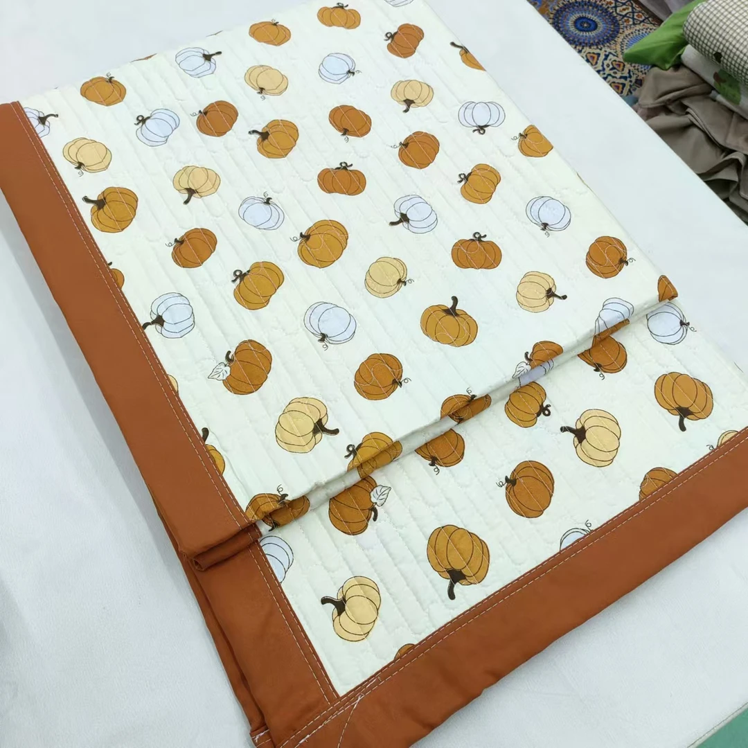 【包边床盖】<南瓜小熊-橙>90X220cm<±5cm>绗缝多功能透气柔软