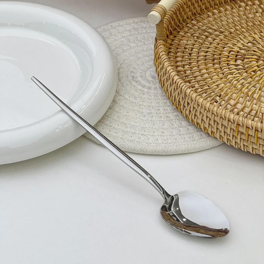 304不锈钢桃心勺 加长柄复古家用简约韩式长柄欧式餐勺钢勺