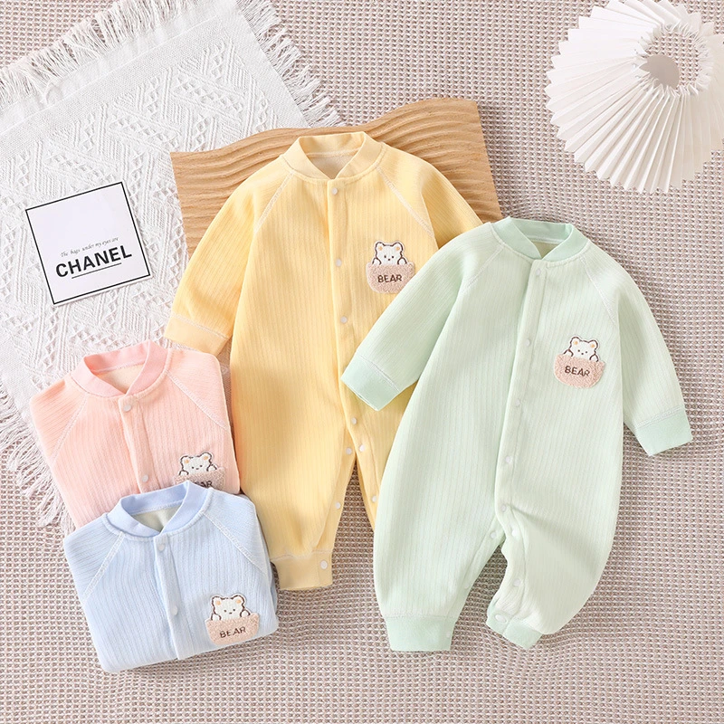 婴儿秋季衣服三层保暖哈衣棉无骨长袖家居服婴儿保暖加绒连体衣