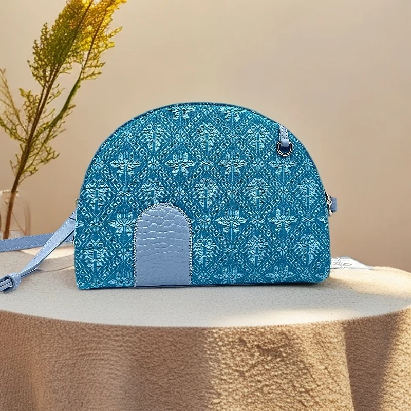 象鼻山壮锦包单肩包腋下包通勤休闲手提时尚百搭民族风包头层牛皮