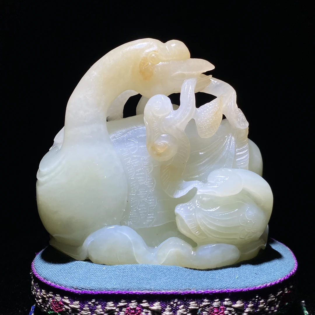 臻藏（8A级）和田玉鹅如意摆件2410200003