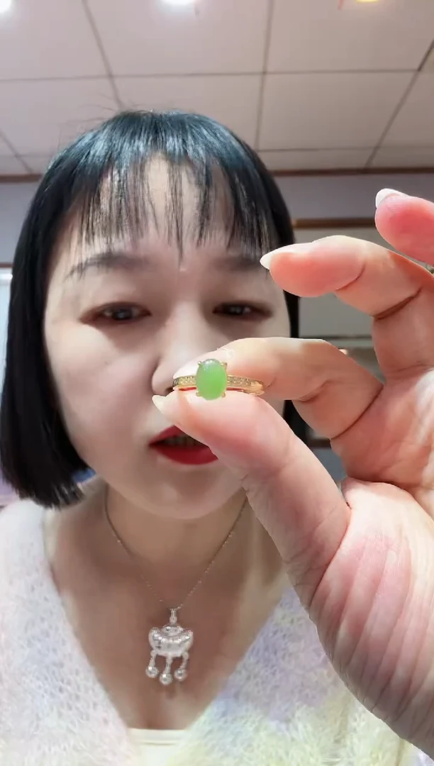 【闪购商品】和田玉戒指银S925镶嵌碧玉旦面戒指HE01998