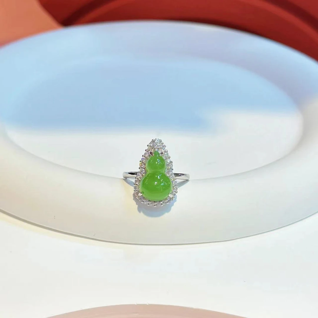 【4周年补贴款】S925银镶嵌13*9*8.5mm和田玉苹果绿葫芦戒指HNZ6967