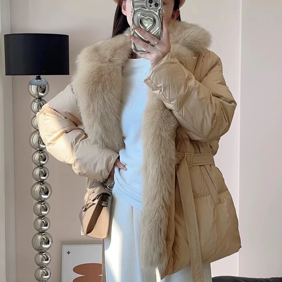 悦享女装2024春季新款百搭简约气质高端小众奢华收腰保暖羽绒服