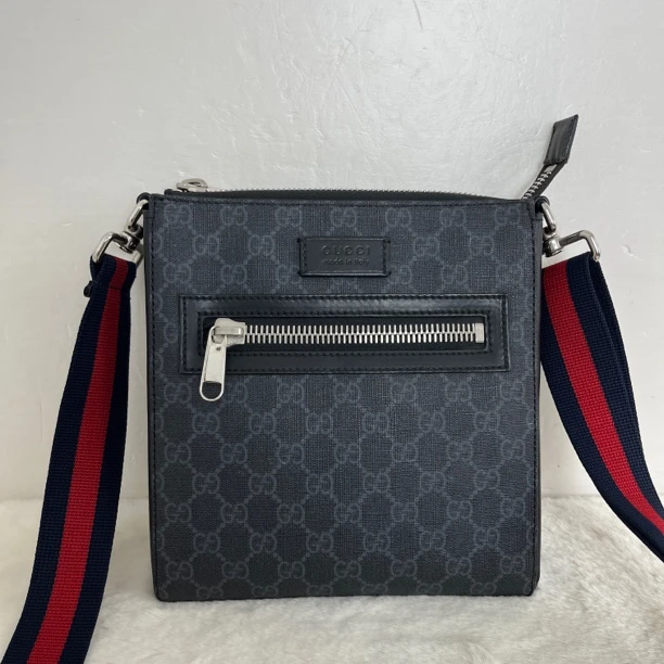99新 GUCCI/古驰 5717/男士时尚黑老花小号单肩包