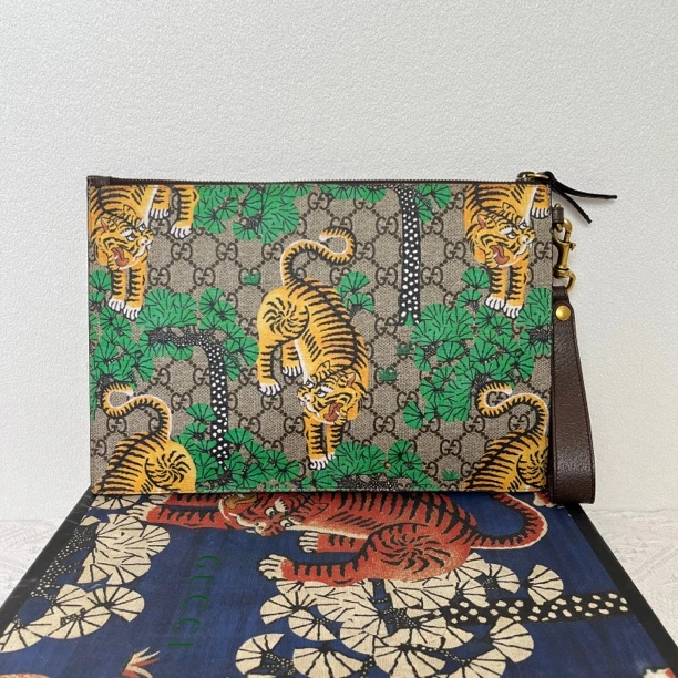 99新 GUCCI/古驰 3289/时尚老虎印花手拿包