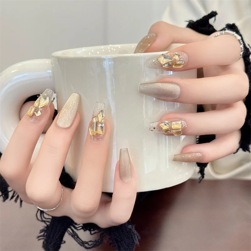 镶钻穿戴甲中长款富家千金轻奢美甲2024流行网红爆款高级感指甲片