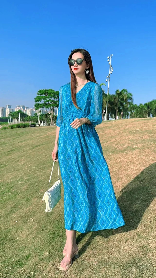 【24014缪斯女神】高端时尚桑蚕丝显瘦碎花真丝连衣气质裙长120