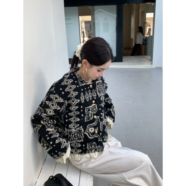 【漫不经心】76600 复古印花设计感图案圆领慵懒风休闲外套