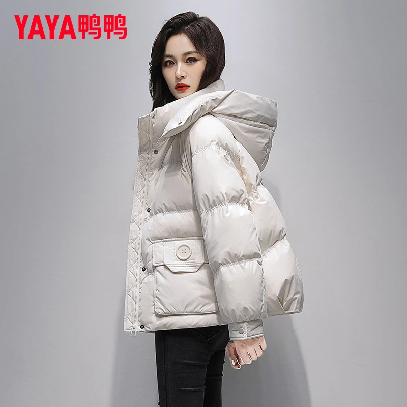 YAYA/鸭鸭羽绒服女短款2024年冬季新品保暖纯色小个子加厚外套