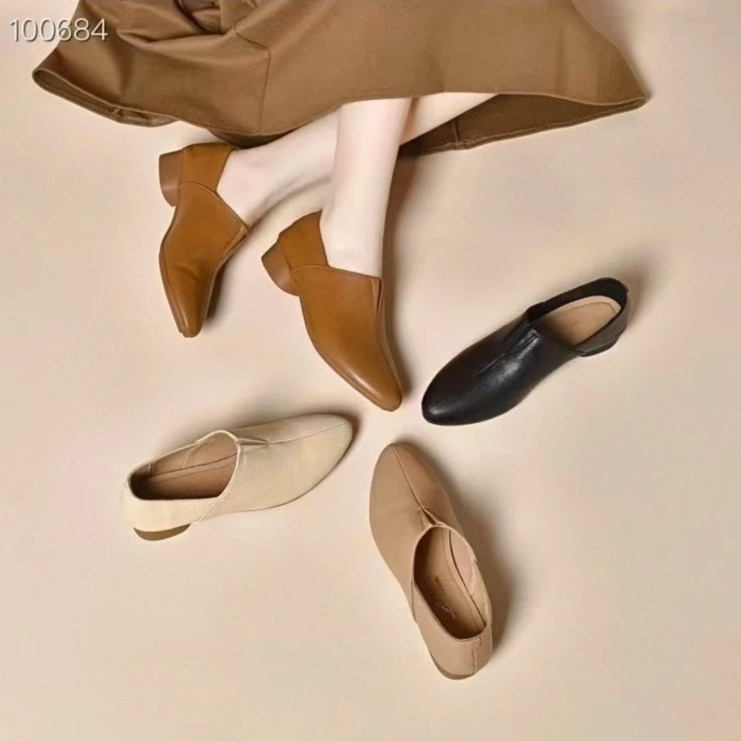 百搭女单鞋2024秋季低跟粗跟尖头中年女鞋软底皮鞋妈妈鞋